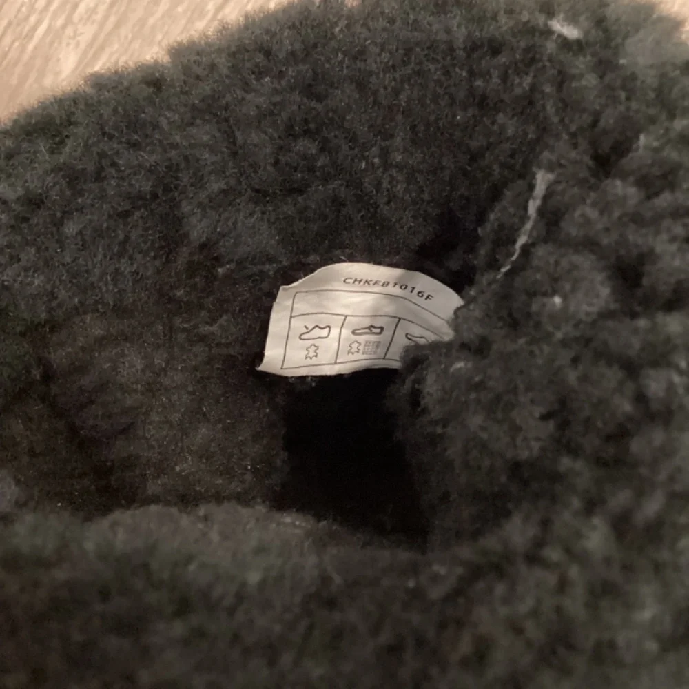 Kookaburra by UGG slim tall genuine suede black shearling boots EUR 37 US 6 - Picture 7 of 9